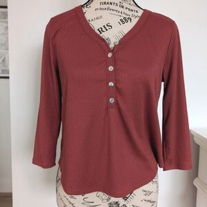 PEBBLE AND STONE | Women's Autumn Ruby Ribbed Henley 7/8 Sleeve Top NWOT